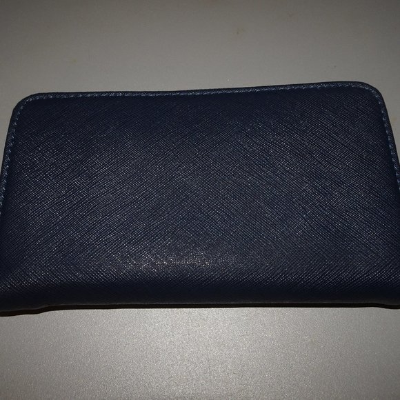 Michael Kors Navy Leather Zip Around Wallet - Picture 2 of 8